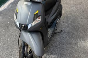 peugeot tweet 125 anno 2022