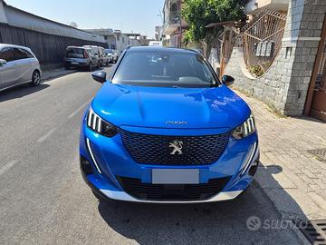 Peugeot E-2008 gt line 100kw 136cv