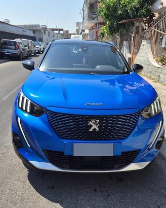 Peugeot E-2008 gt line 100kw 136cv