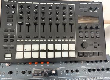 GROOVEBOX ROLAND MC-707 x creare musica senza PC