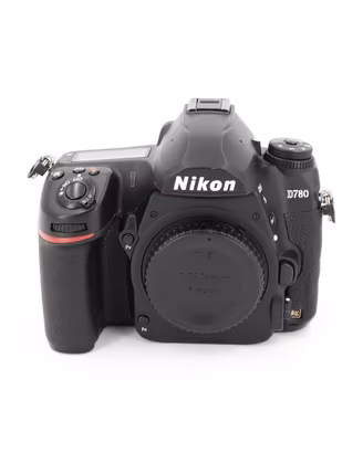 Nikon D780