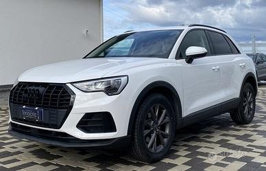 Audi Q3 Business 2.0 TDI 150CV S-Tronic 35