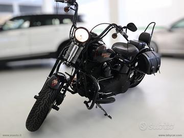 HARLEY-DAVIDSON Softail Cross Bones
