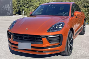 Porsche  Macan