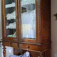 Mobile vetrina antica