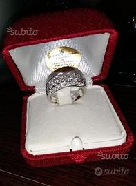 Anello oro bianco diamanti