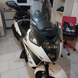 Honda Silver Wing 600 - 2007