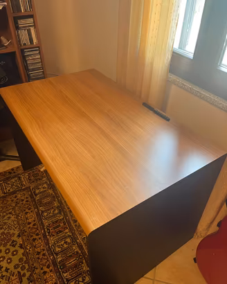 Scrivania 120 x 74