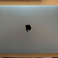 MacBook Pro 2019 i9 – 16GB RAM – 1TB SSD