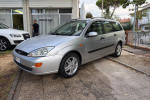 Ford Focus 1.8 TDDi cat SW Ghia