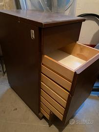Cassettiera in legno con 5 cassetti