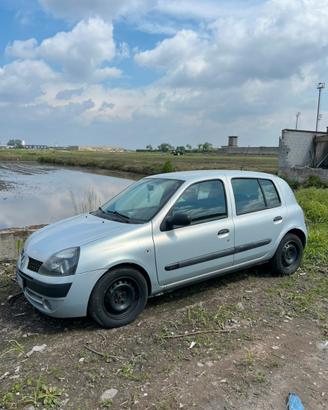 Clio 1.5 dci 2003