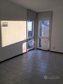 2 LOCALI A PIOLTELLO