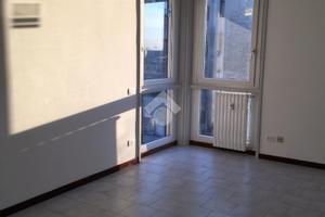 2 LOCALI A PIOLTELLO