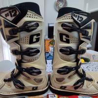 Abbigliamento protezioni moto cross enduro gaerne
