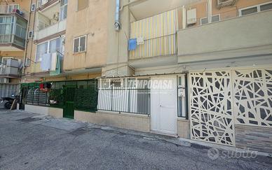 Bivani con posto auto in zona Policlinico
