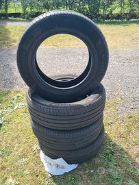Gomme auto