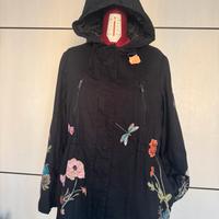 Parka Desigual fiori e libellule