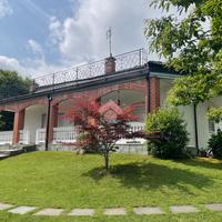 VILLA SINGOLA A BIBIANA