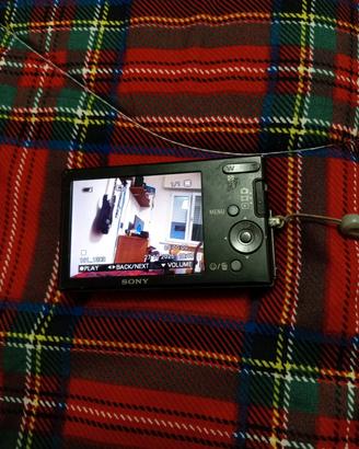 FOTOCAMERA SONY CYBERSHOT DSC-W180 + MEMORY STICK 