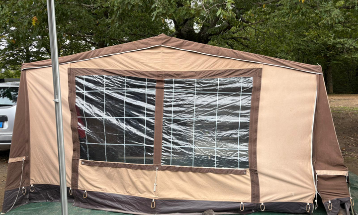 Carello tenda in perfette condizioni
