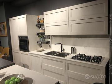 Cucina in svendita a prezzo di fabbrica nuova