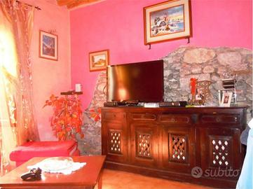 Casa indipendente di 110 m² con 4 locali a Capanno