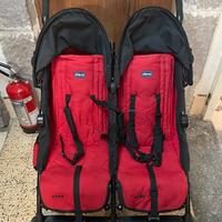 Passeggino gemellare leggero