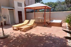 Monolocale con divano letto a Cala Azzurra