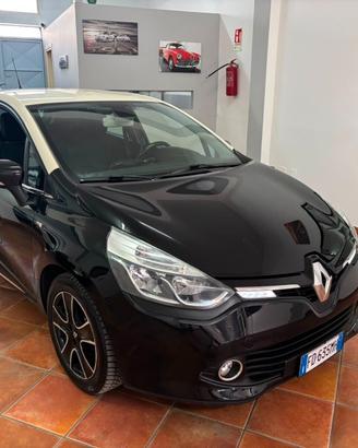 RENAULT CLIO 2016 BI-COLORE AUTOMATICA 1.5 DIESEL