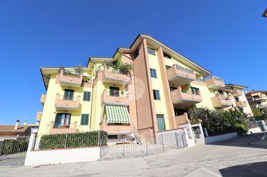 3 LOCALI A GIULIANOVA