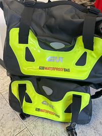 Valigie laterali Givi  25 lt per TMAX