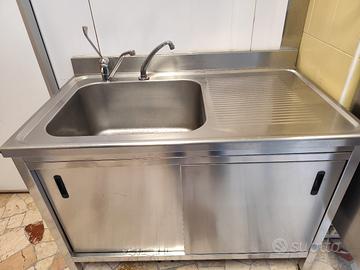 Lavello inox armadiato (L120xP70xH85)