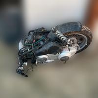 Blocco motore 150cc a iniezione Piaggio.