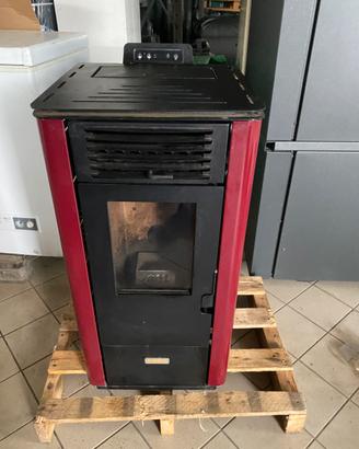 Stufa pellet  9.5 kw