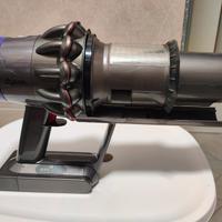 Dyson v10 Absolute completo di accessori