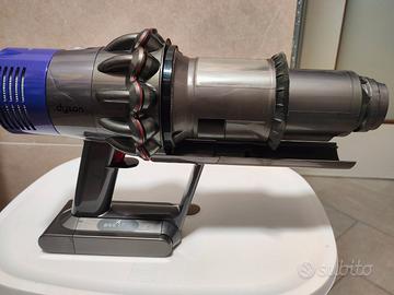 Dyson v10 Absolute completo di accessori