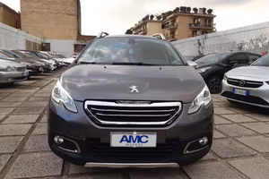 PEUGEOT 2008 PureTech 82 Allure