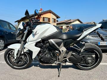 Honda cb 1000 r