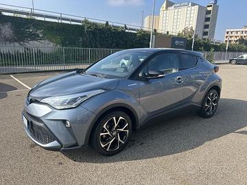 Toyota C-HR 2.0 Hybrid E-CVT Trend