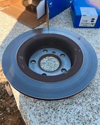 Disco freno posteriore bmw f40
