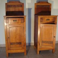 Coppia di Comodini in Legno con alzata - Vintage d