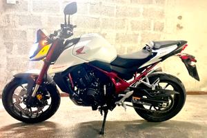 Honda Hornet 750