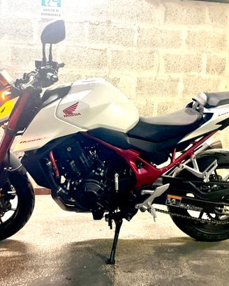 Honda Hornet 750
