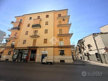 MONOLOCALE A CASTELLAMMARE DI STABIA