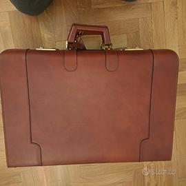 Valigia in pelle NUOVA 