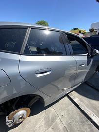 PORTA POST DX BMW SERIE 2 U06 ACTIVE TOURER