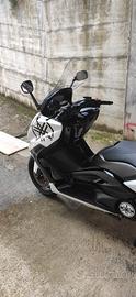 Yamaha T Max - 2012