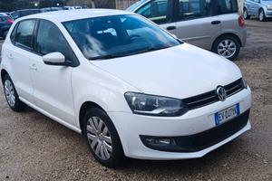 Volkswagen Polo 1.2 TDI Comfortline - 2014