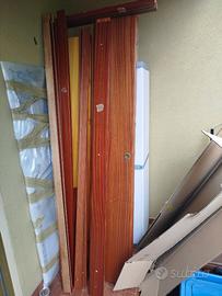 Porta a libro in legno